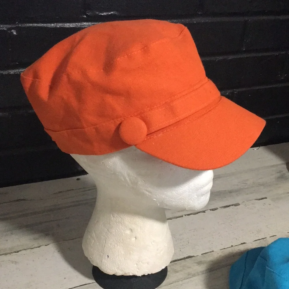 Bossani woman’s set of three stretch ball cap with two buttons and band